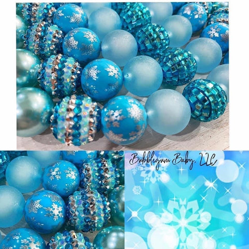 Blue snow necklace